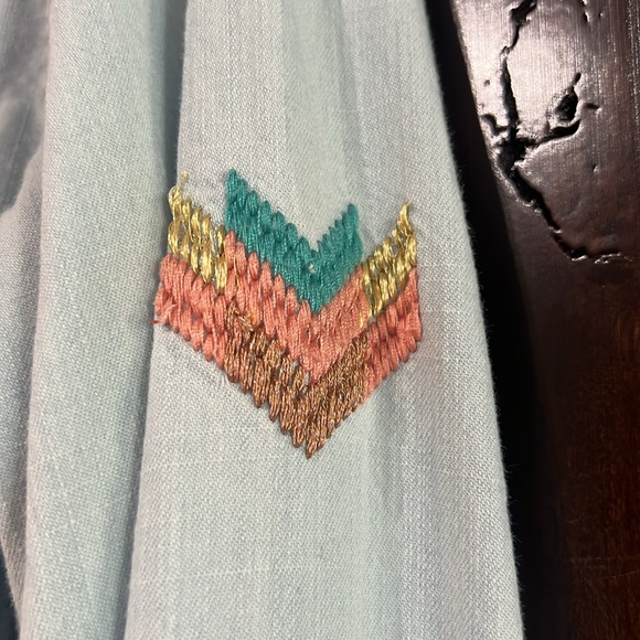 Rails Starburst Embroidered Button Down - Picture 2 of 10